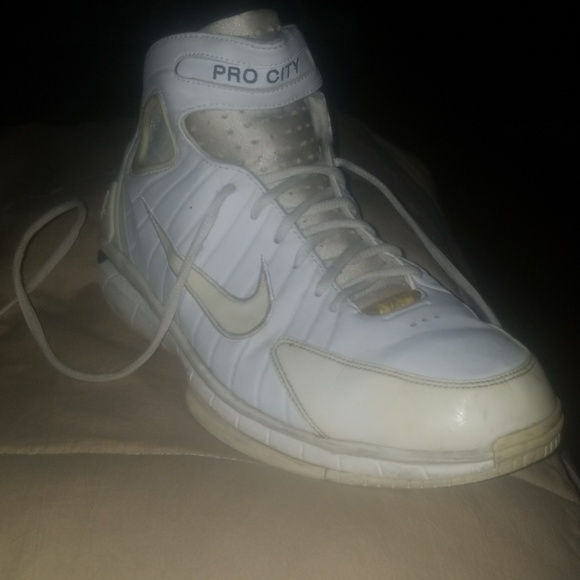 Size 11 Nike Zoom Air Pro City MN Practice shoes - Picture 6 of 7